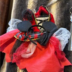 Pirate outfit with mouse ears great for Disney cruise